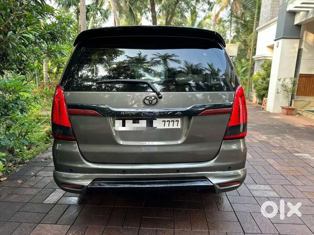 Toyota Innova 2013 Diesel Well Maintained