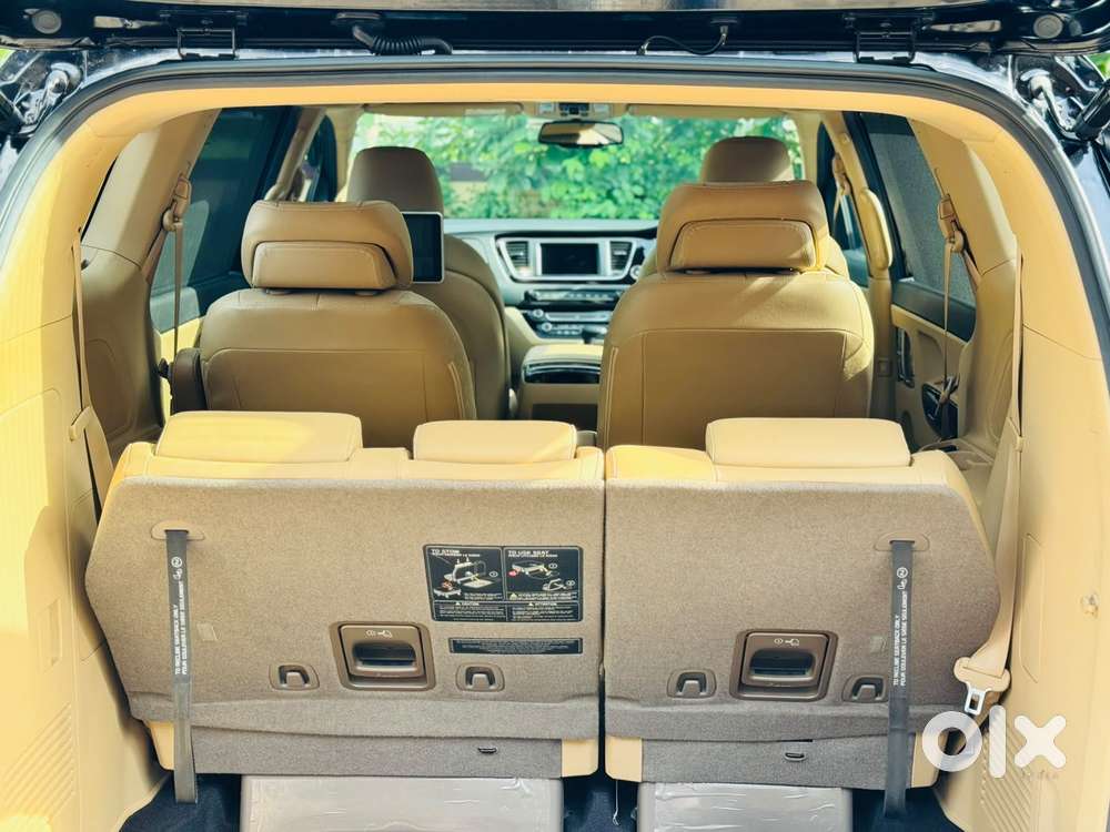 Kia Carnival Limousine Plus 7 Str, 2022, Diesel