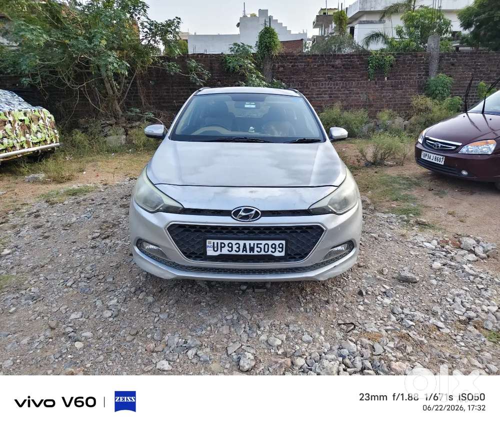 Hyundai I20 Elite Sportz (second Top Variant)