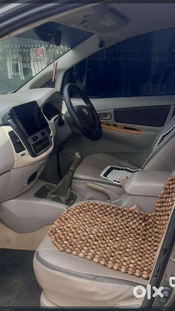 Toyota Innova 2.5 V 7 Str, 2010, Diesel