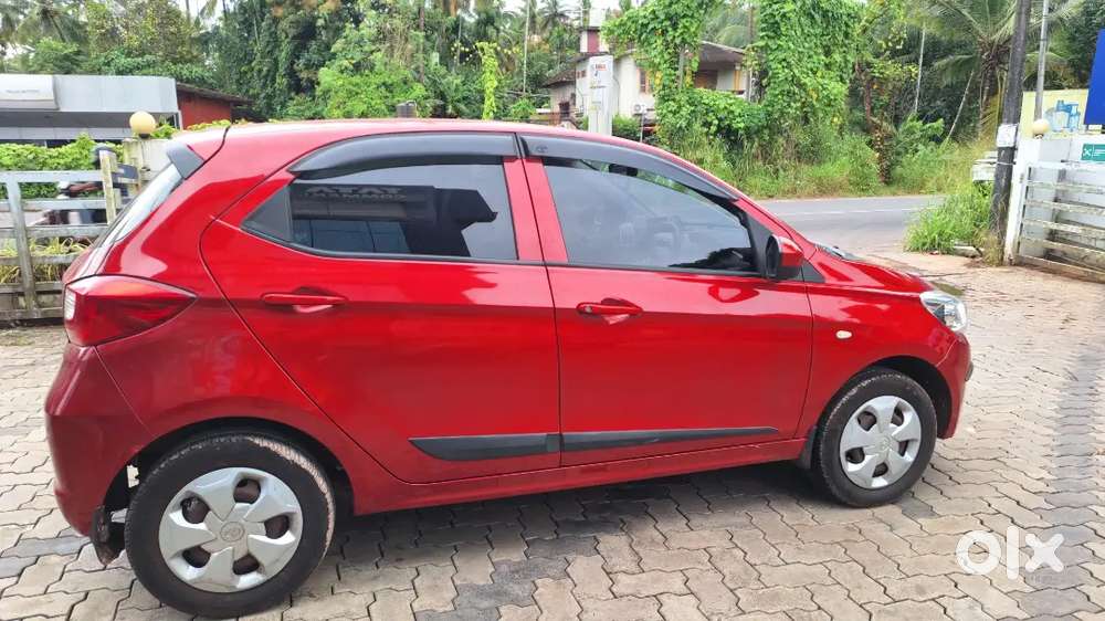 Tata Tiago 2018 Petrol 61920 Km Driven
