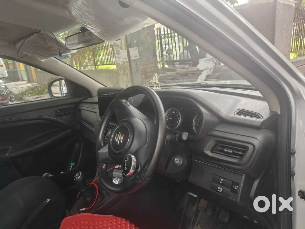 Maruti Suzuki Brezza Lxi 2016