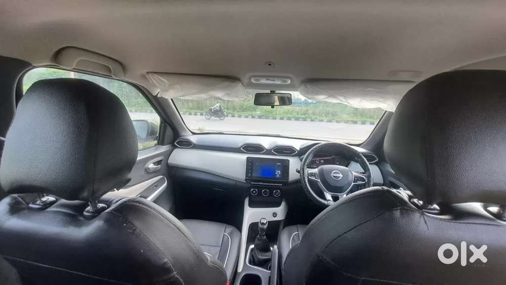Nissan Magnite 1.0 Xv, 2023, Petrol