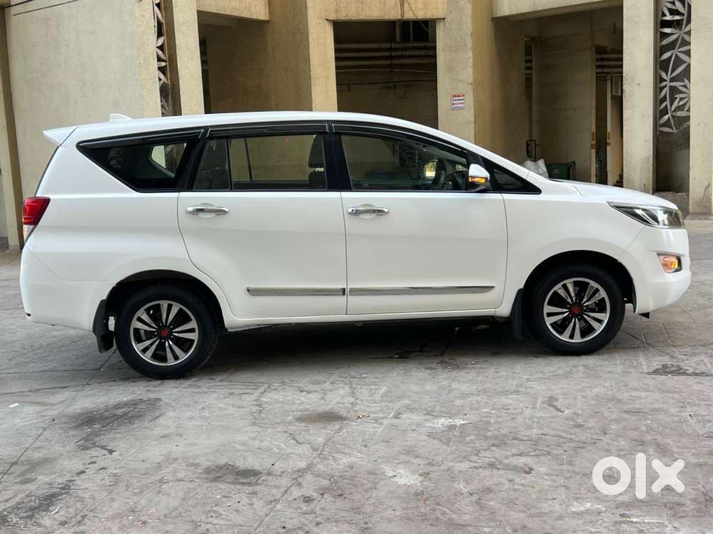Toyota Innova Crysta 2.4 G Mt 7 Str, 2021, Diesel