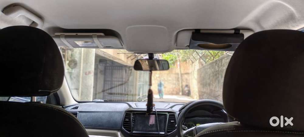 Mahindra Xuv300 W4, 2023, Petrol