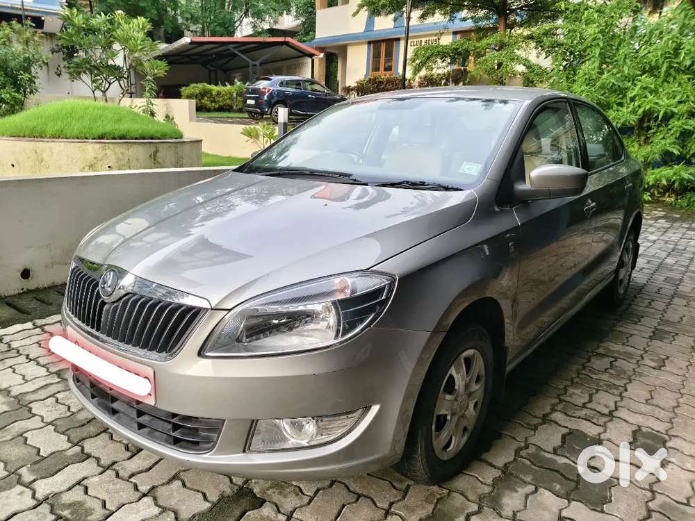 Automatic Skoda Rapid / Nri Owned / Less Driven.