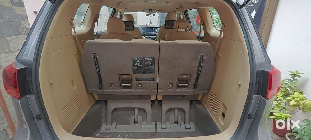 Kia Carnival Premium, 2021, Diesel