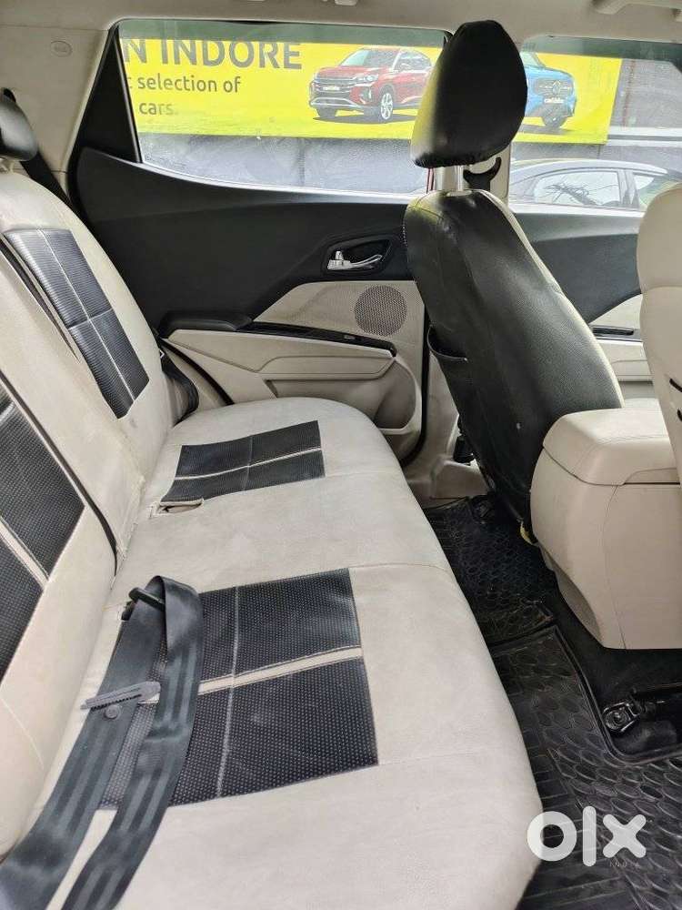 Mahindra Xuv300 W8 Option Diesel, 2021, Diesel