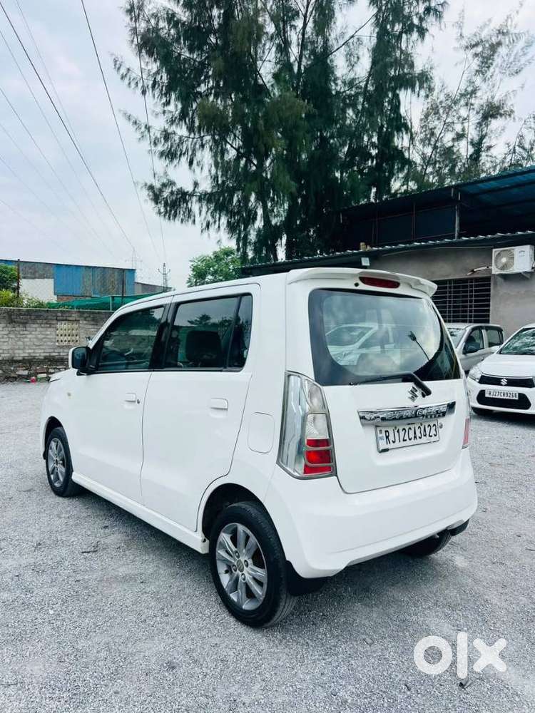 Maruti Suzuki Stingray Vxi, 2013, Petrol