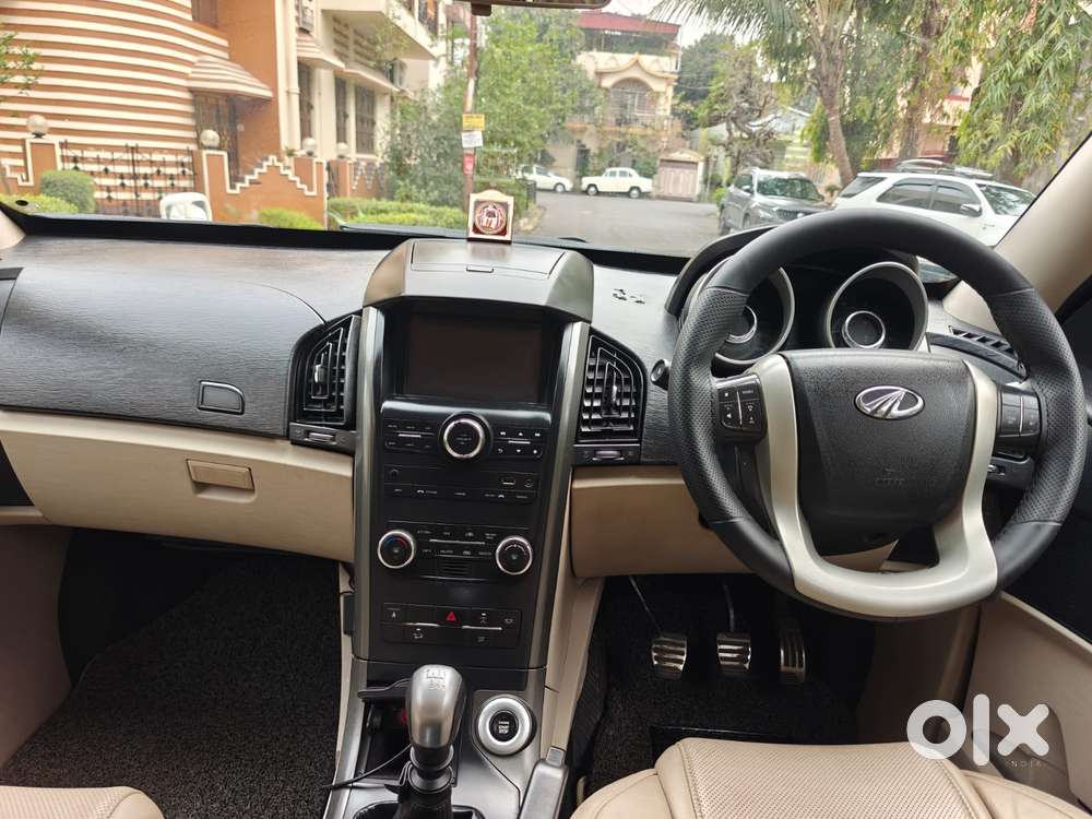 Mahindra Xuv500 2.2 W10 Sportz Edition Mt, 2017, Diesel