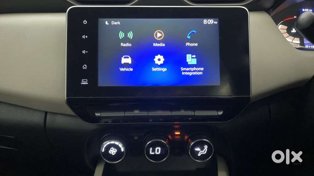 Nissan Magnite 1.0 Xv, 2022, Petrol