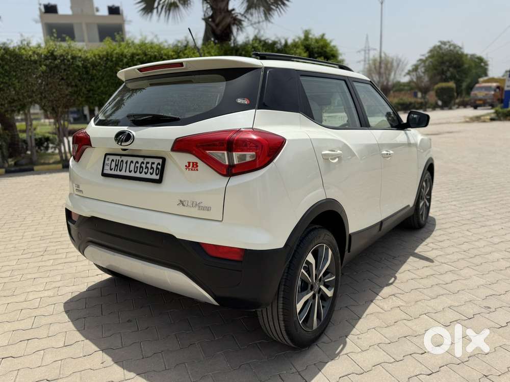 Mahindra Xuv300 W8 Amt Diesel, 2021, Diesel