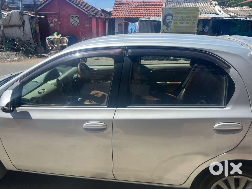 Toyota Etios Liva 2015