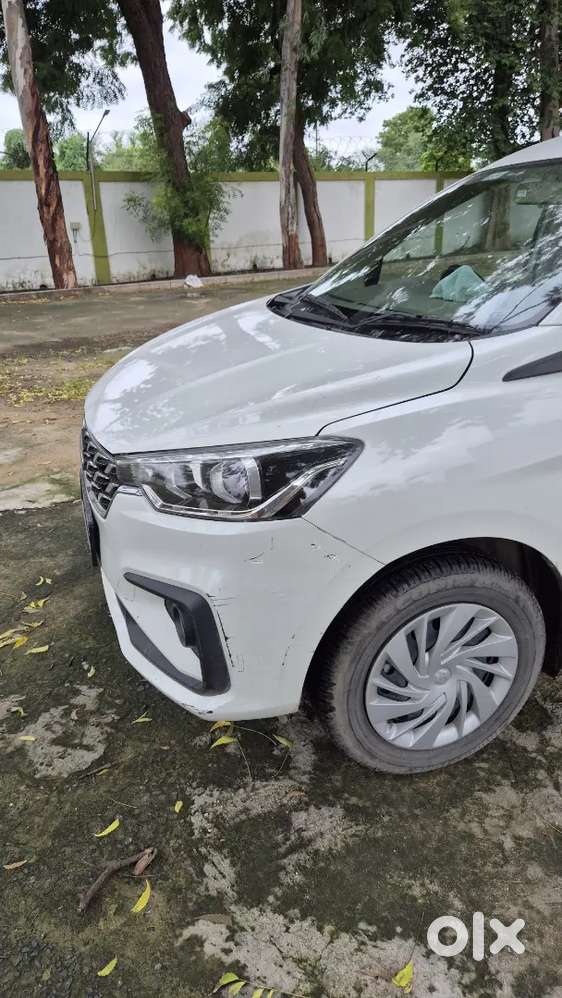 Maruti Suzuki Ertiga Vxi 2023 Model