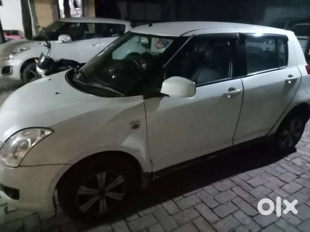 Maruti Suzuki Swift 2010 In Good Condition New Tyres
