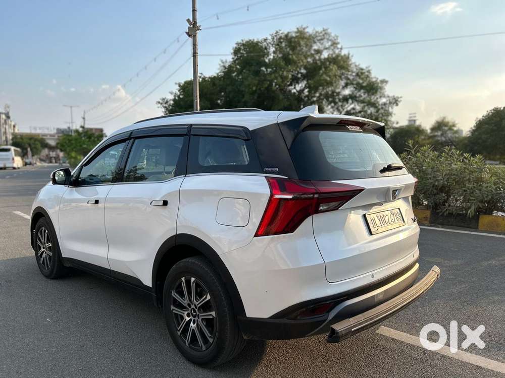 Mahindra Xuv700 2.2 Ax 7 Diesel At Luxury Pack Str, 2025, Diesel