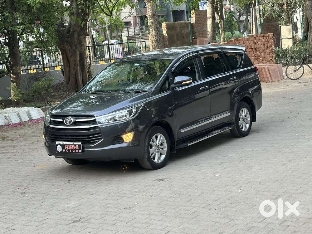 Toyota Innova Crysta 2.4 G Plus Mt 7 Str, 2017, Diesel