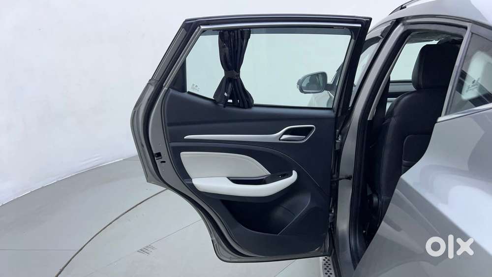 Mg Astor 1.5 Sharp(o) Cvt Ivory, 2024, Petrol