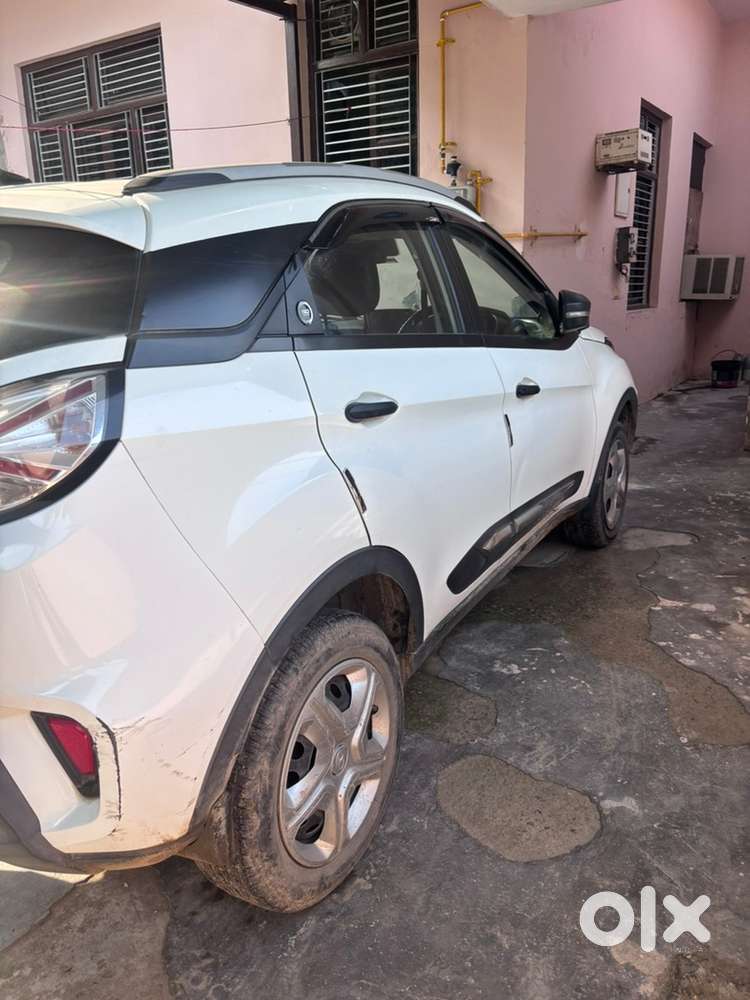Tata Nexon Petrol 2023