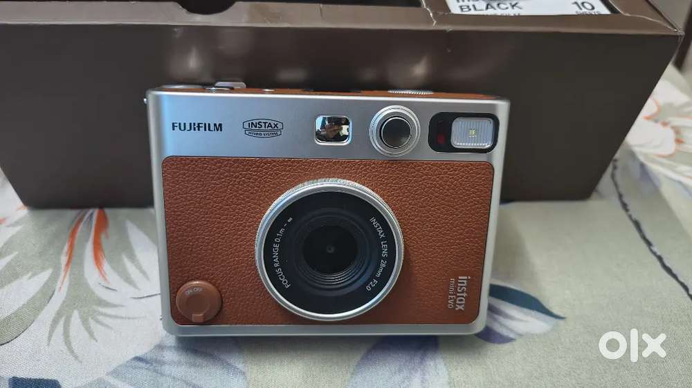 INSTAX MINI EVO BY FUJIFILM