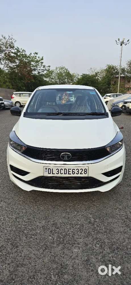 Tata Tiago 2026 April Petrol 1900 Km Driven,1 Month Old