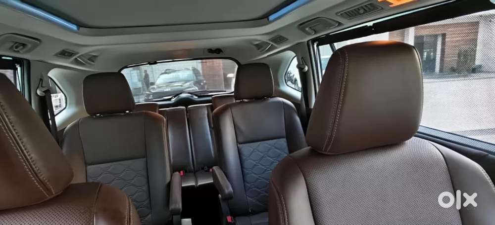Toyota Innova Hycross 2.0 Zx (o) Hybrid 7 Str, 2024, Petrol