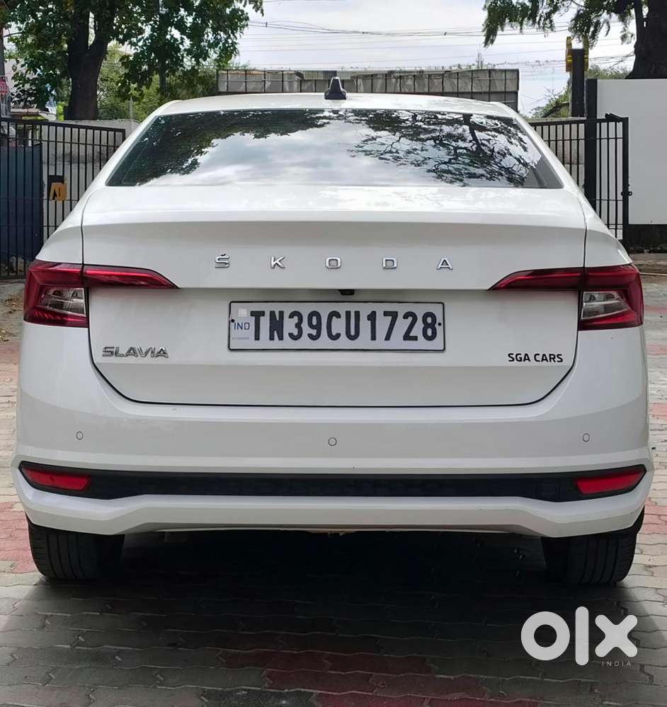 Skoda Slavia 1.0 Ambition Tsi, 2022, Petrol