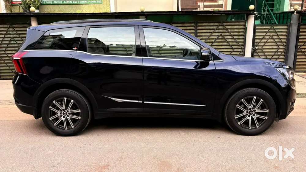Mahindra Xuv700 2023 Diesel 32000 Km Driven