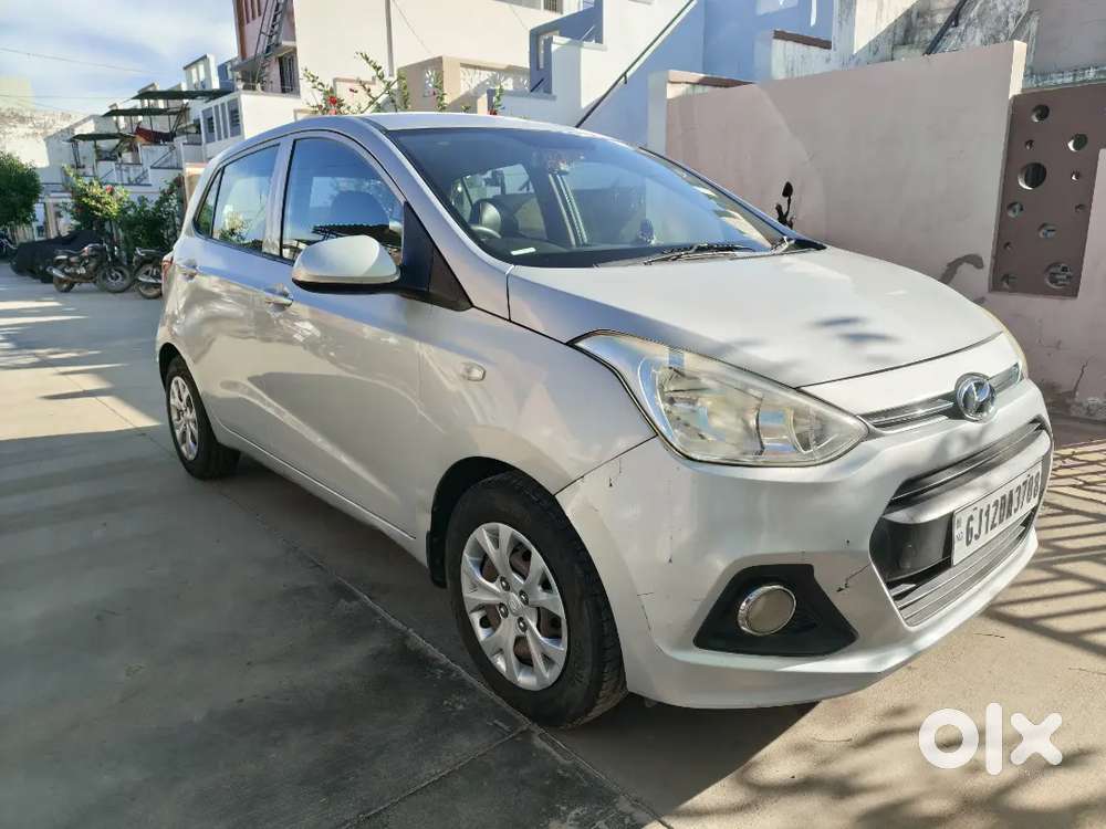 Hyundai Grand I10 2017 Cng & Hybrids Well Maintained