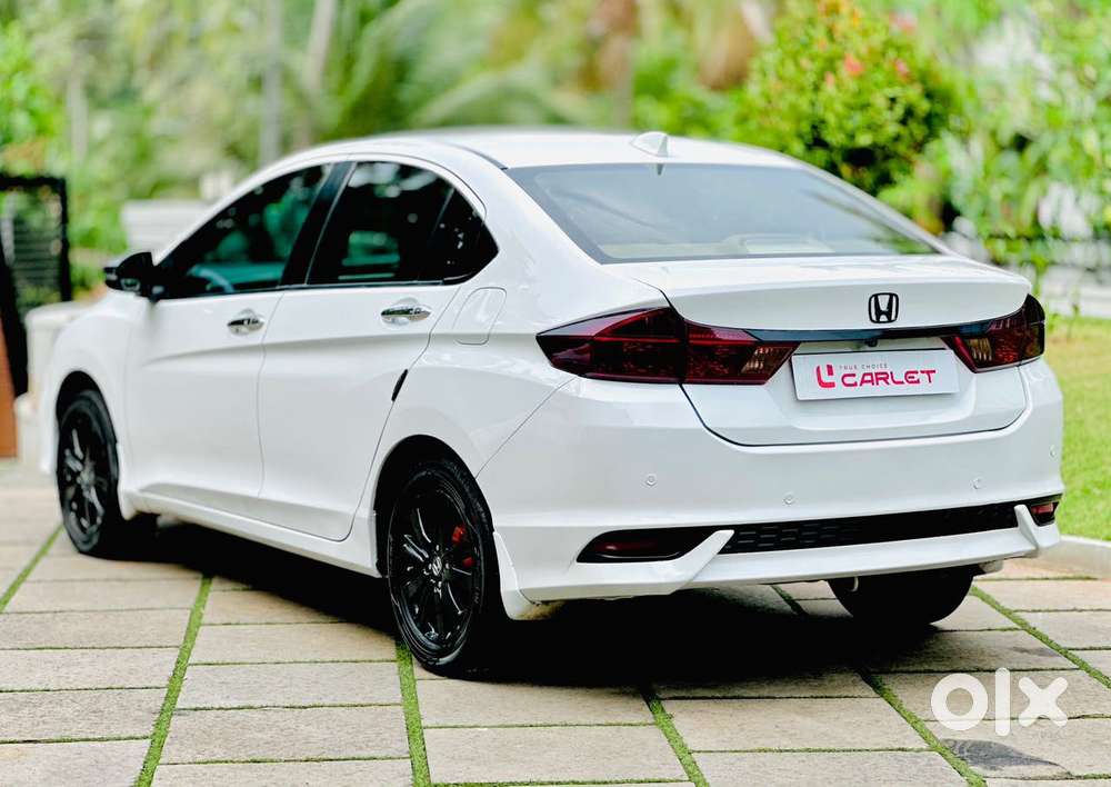 Honda City I-vtec V, 2018, Petrol