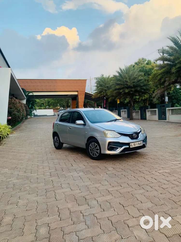 Toyota Etios Liva 2012