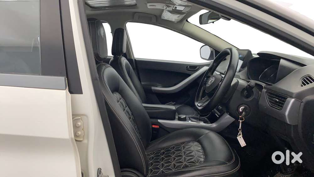 Tata Nexon 1.5 Revotorq Xma Amt (s), 2022, Petrol