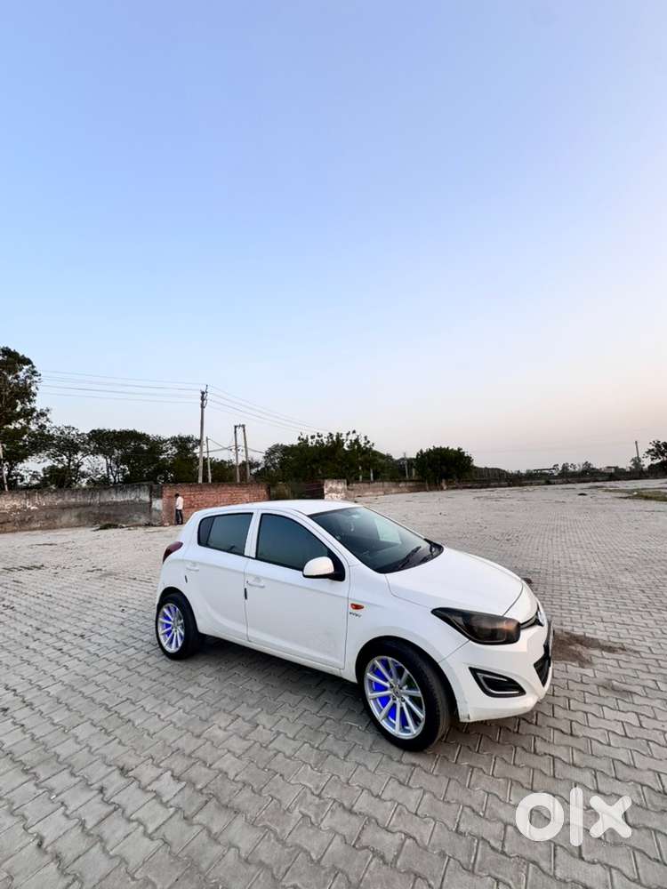 Hyundai I20 Petrol Magna 2014