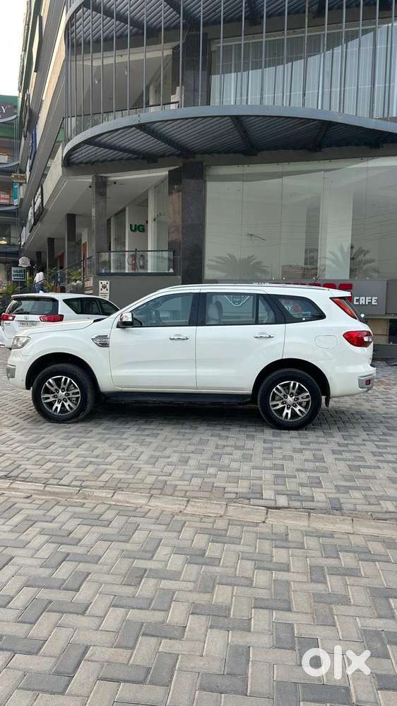 Ford Endeavour 3.2 Trend At 4x4, 2017, Diesel