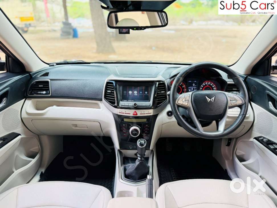 Mahindra Xuv300 W8 Option, 2023, Petrol