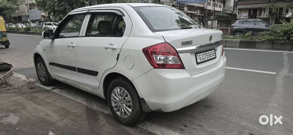 Maruti Suzuki Swift Dzire Vxi(o) Mt, 2016, Cng & Hybrids