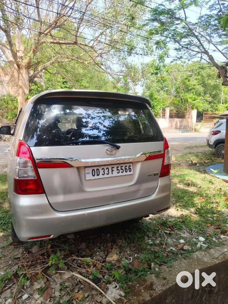 Toyota Innova 2016 Diesel Well Maintained