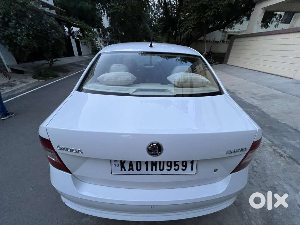 Skoda Rapid 1.0 Ambition Tsi At, 2020, Petrol