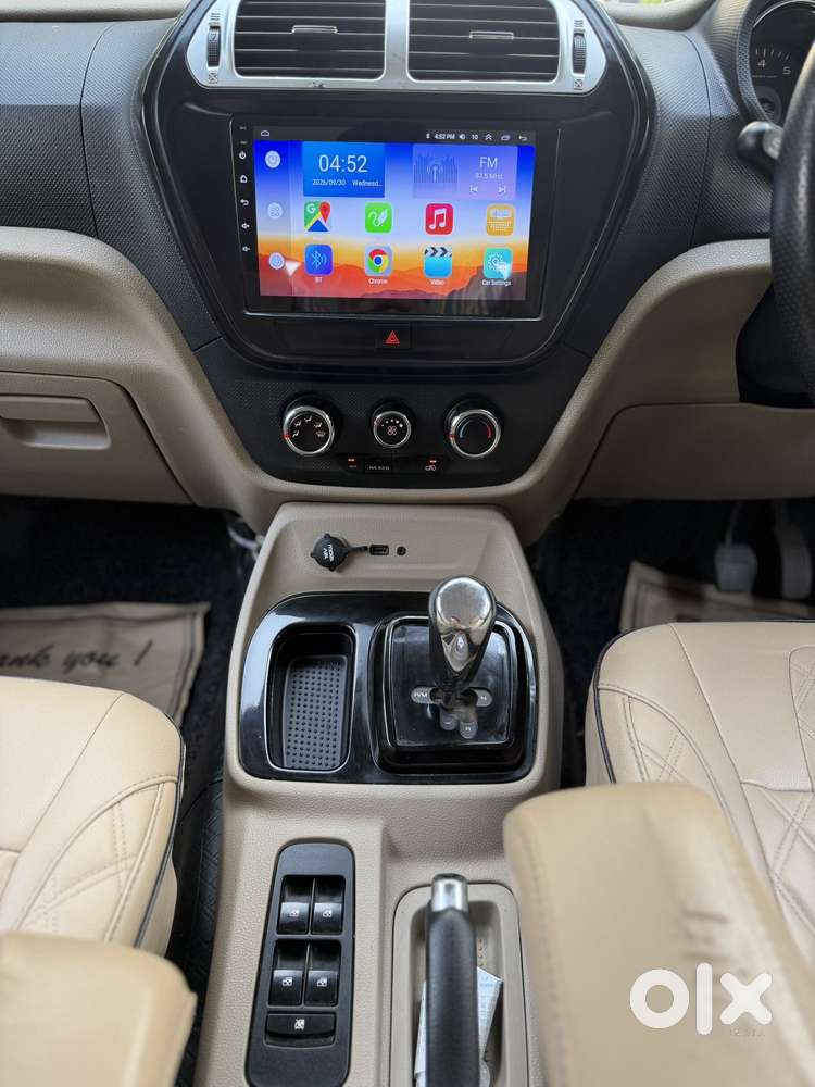 Mahindra Tuv 300 T8 Plus Amt, 2017, Diesel