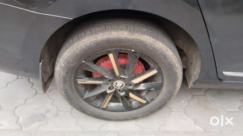 Skoda Slavia Ambition 1.0l Tsi Mt, 2024, Petrol