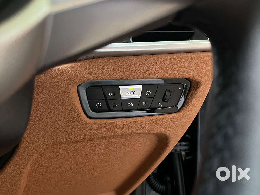 Bmw 3 Series, 2025, Petrol