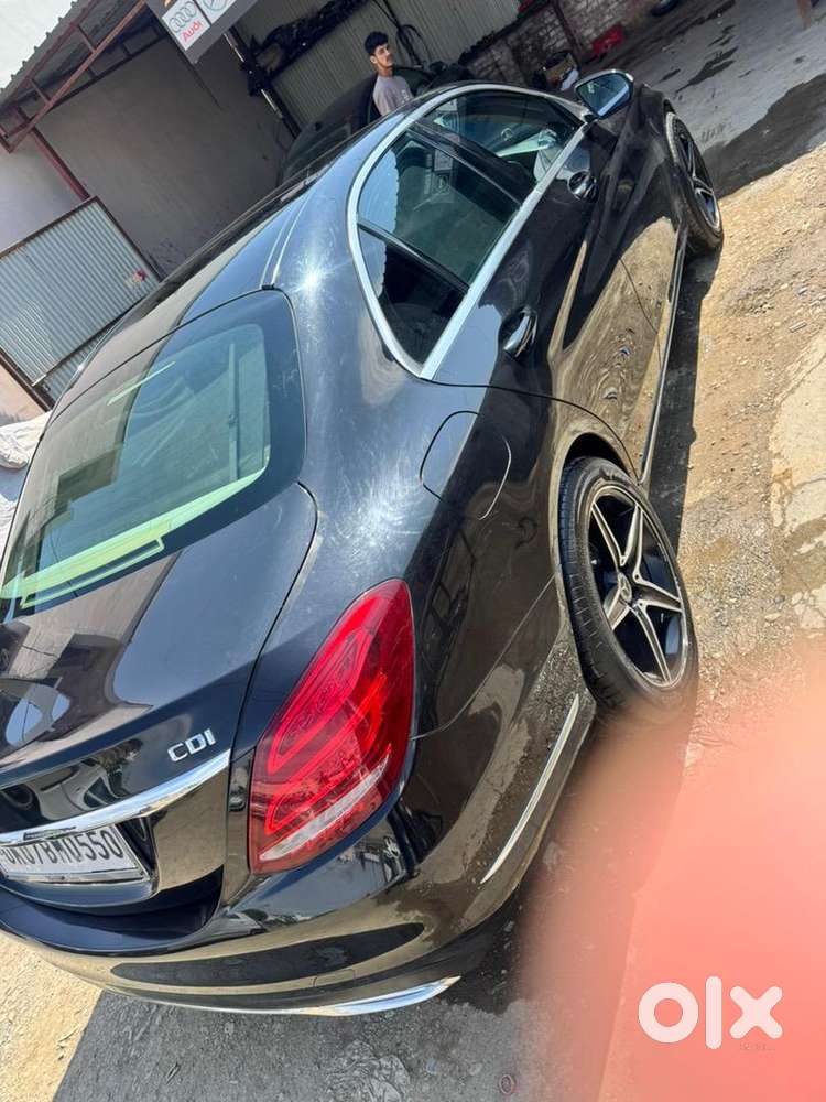 Mercedes-benz C-class 2016 Diesel 70000 Km Driven