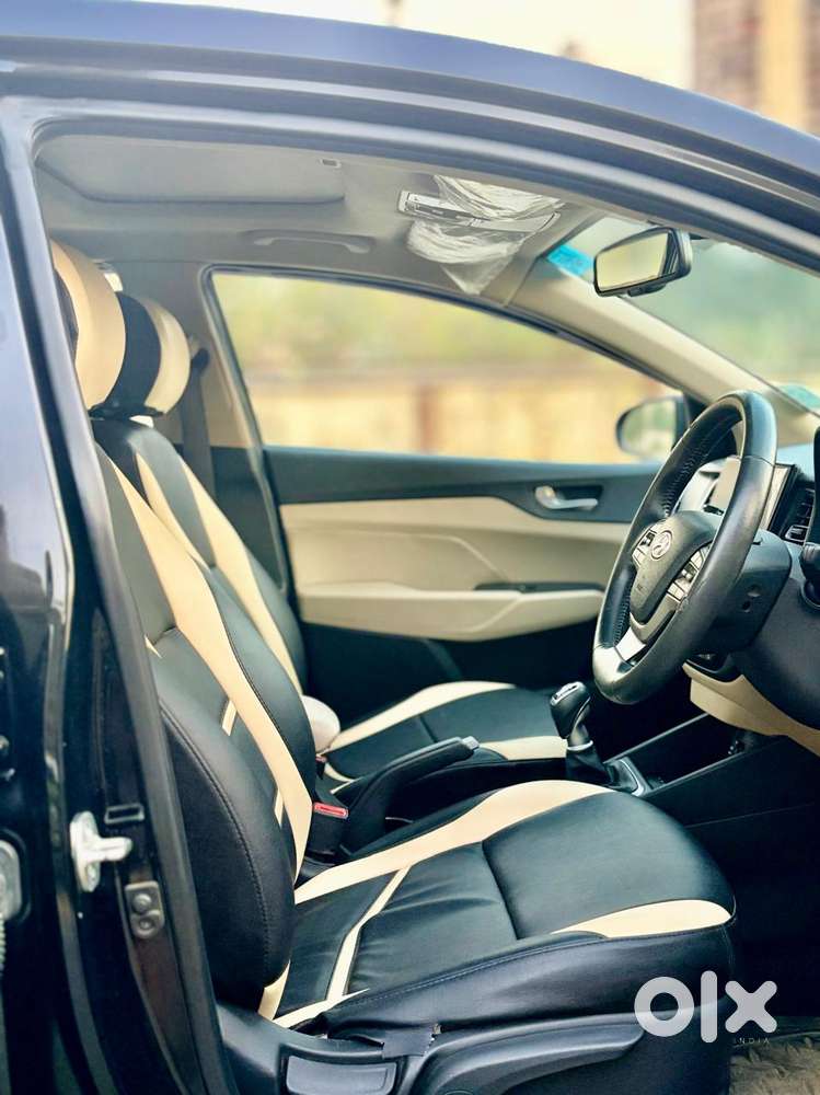 Hyundai Verna 1.5 Sx Ivt, 2023, Petrol