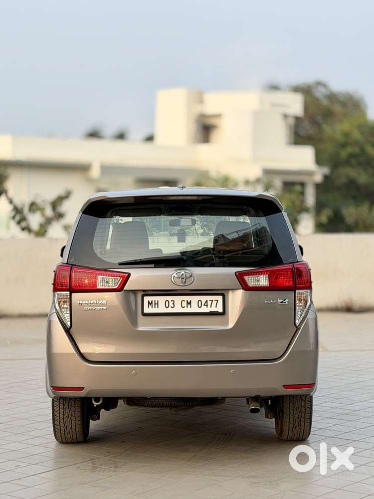 Toyota Innova Crysta 2.8 Zx At 7 Seater, 2016, Diesel