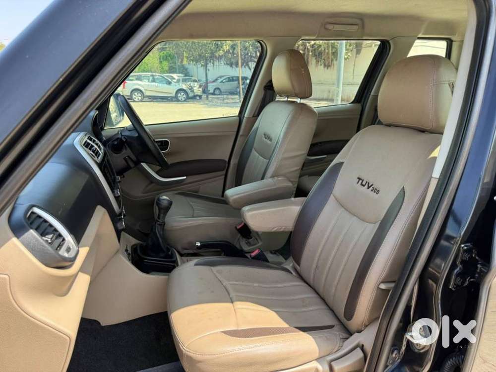 Mahindra Tuv 300