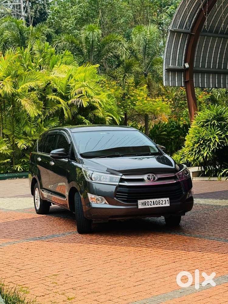 Toyota Innova Crysta 2018 Diesel Well Maintained