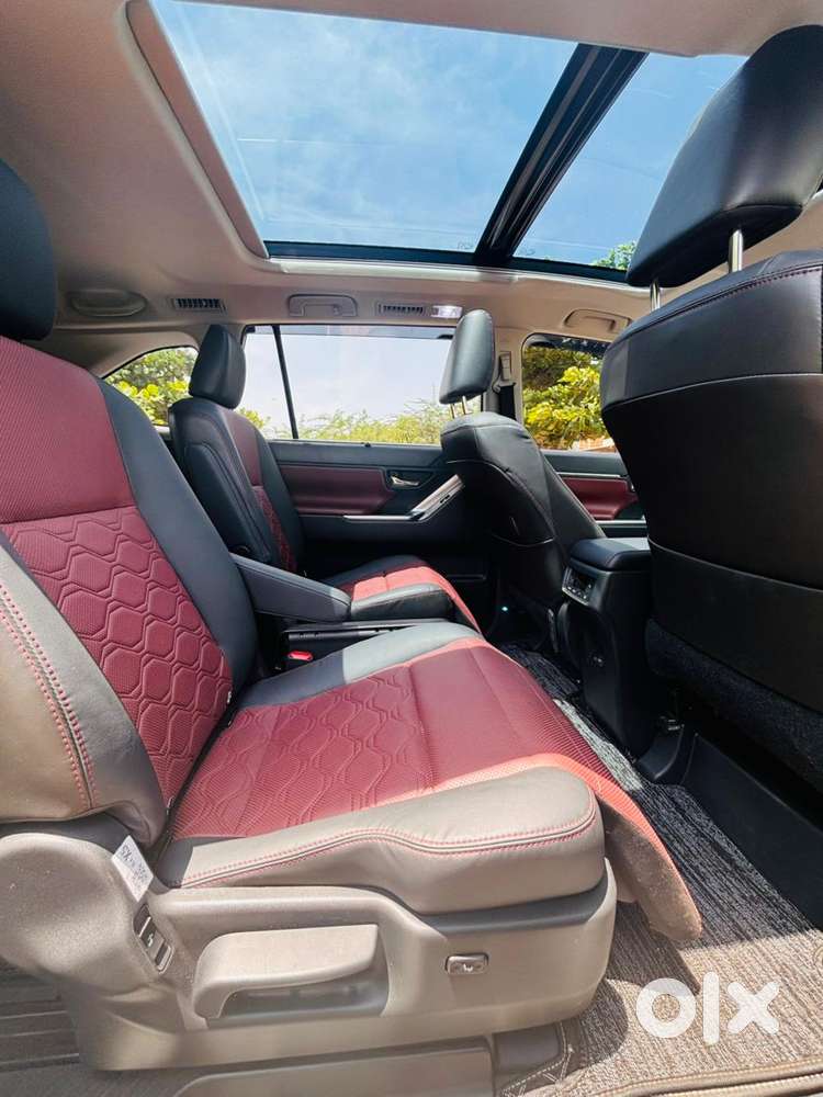 Toyota Innova, 2025, Petrol