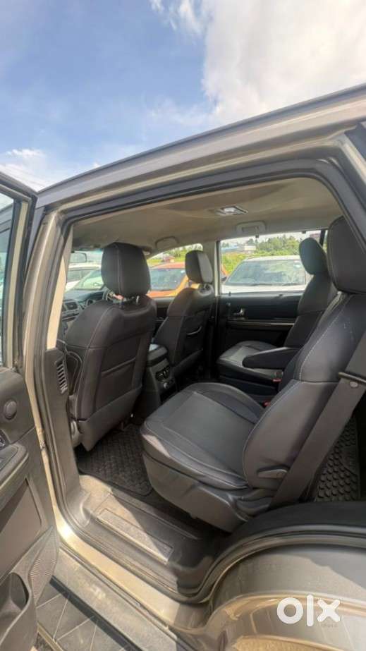 Tata Hexa 2.2 Xta 4x2 7 Str, 2016
