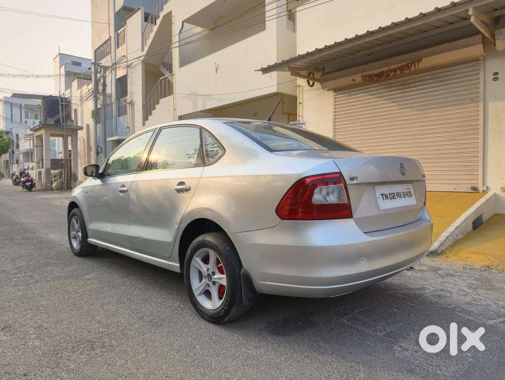 Skoda Rapid 1.6 Mpi Ambition, 2013, Petrol