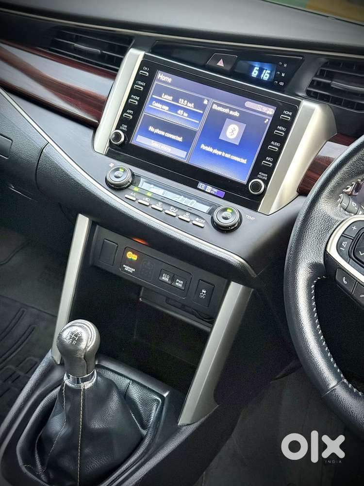 Toyota Innova Crysta 2.4 Z 7 Str, 2025, Diesel